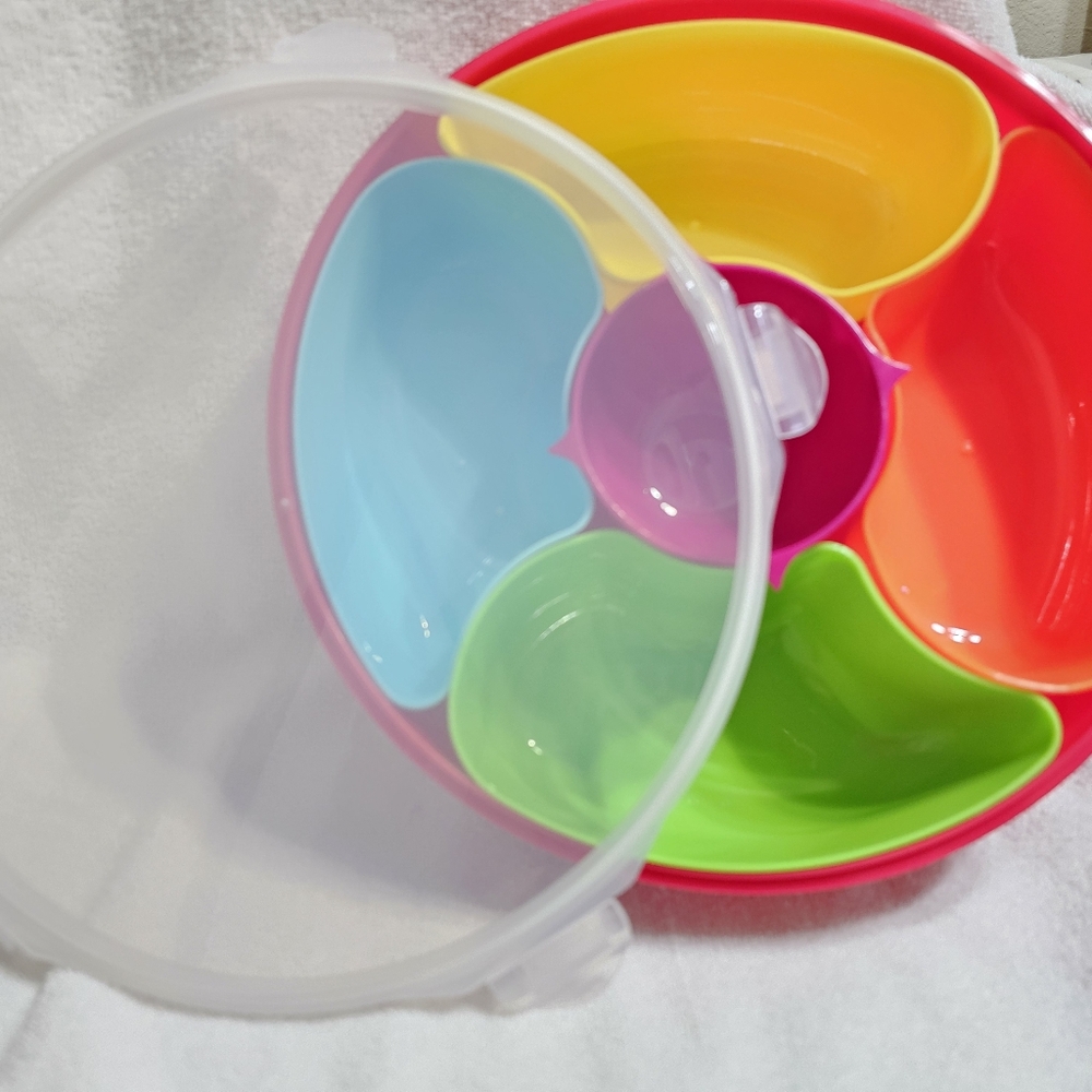 Colorful Divided Snack Or Salad Tray With Removable Compartments & A Snap On Lid - Picture 3 of 3